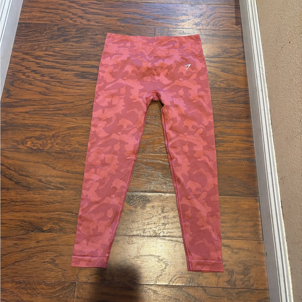 pink Gymshark leggings - Picture 2 of 5